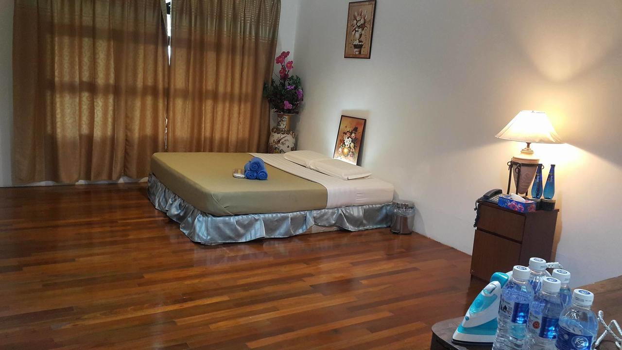 Crystal Hill R Hotel Kampong Kundassan Kültér fotó