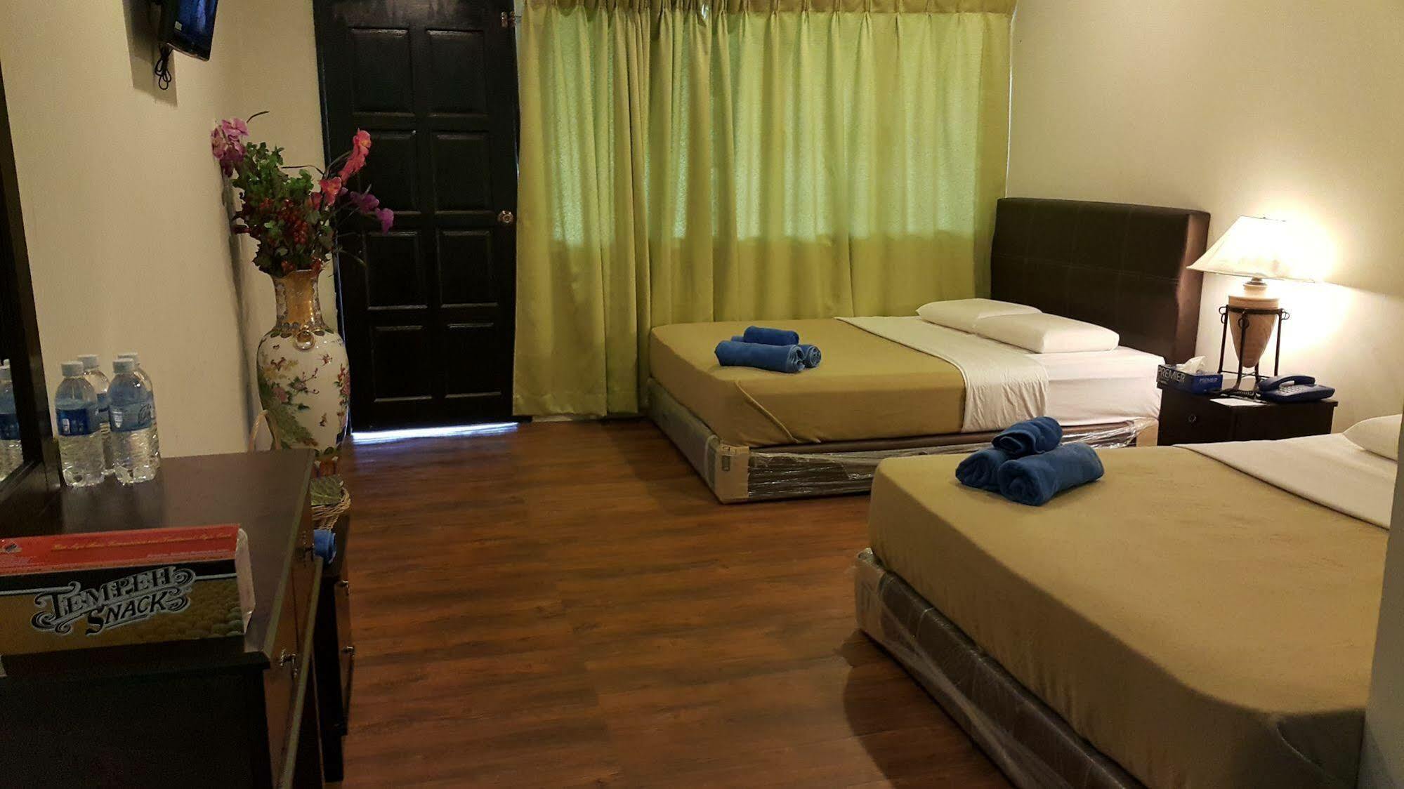 Crystal Hill R Hotel Kampong Kundassan Kültér fotó